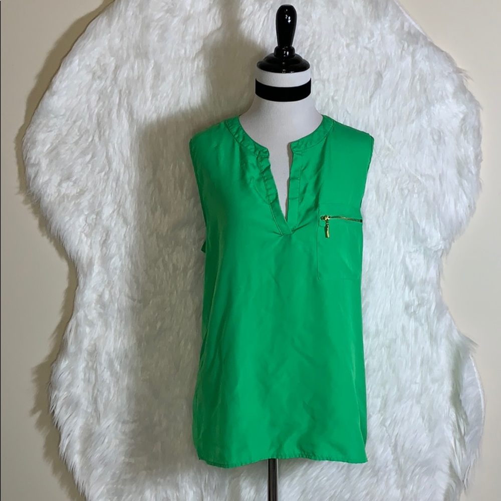 Neiman Marcus Green Sleeveless Blouse